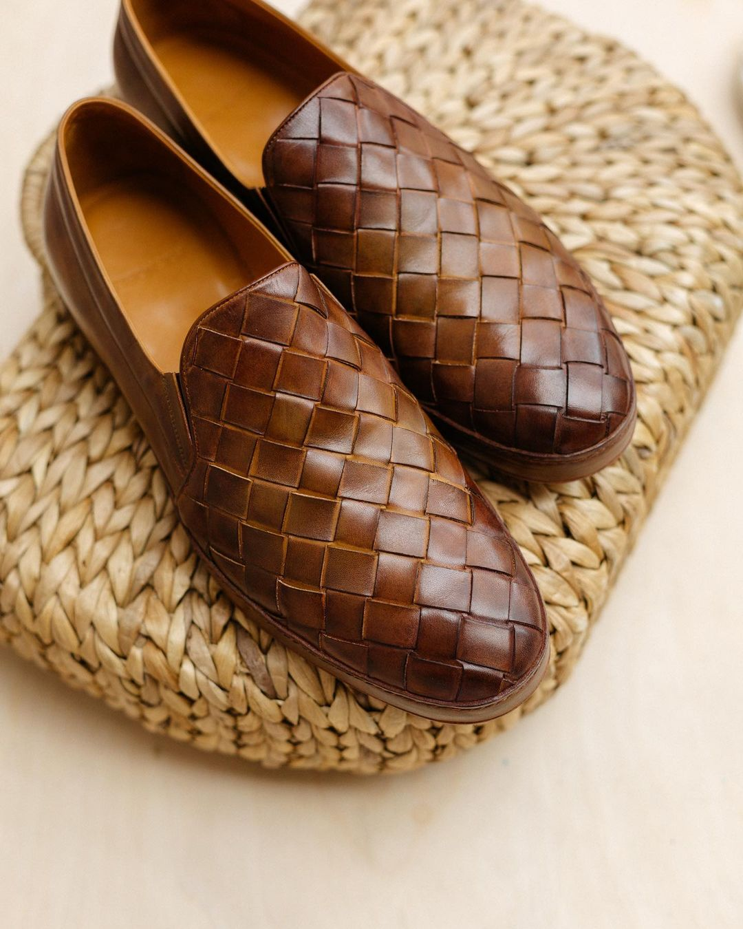 Luxury Edition - Artisian Made Braided Tan Italian Leather  display picture 1