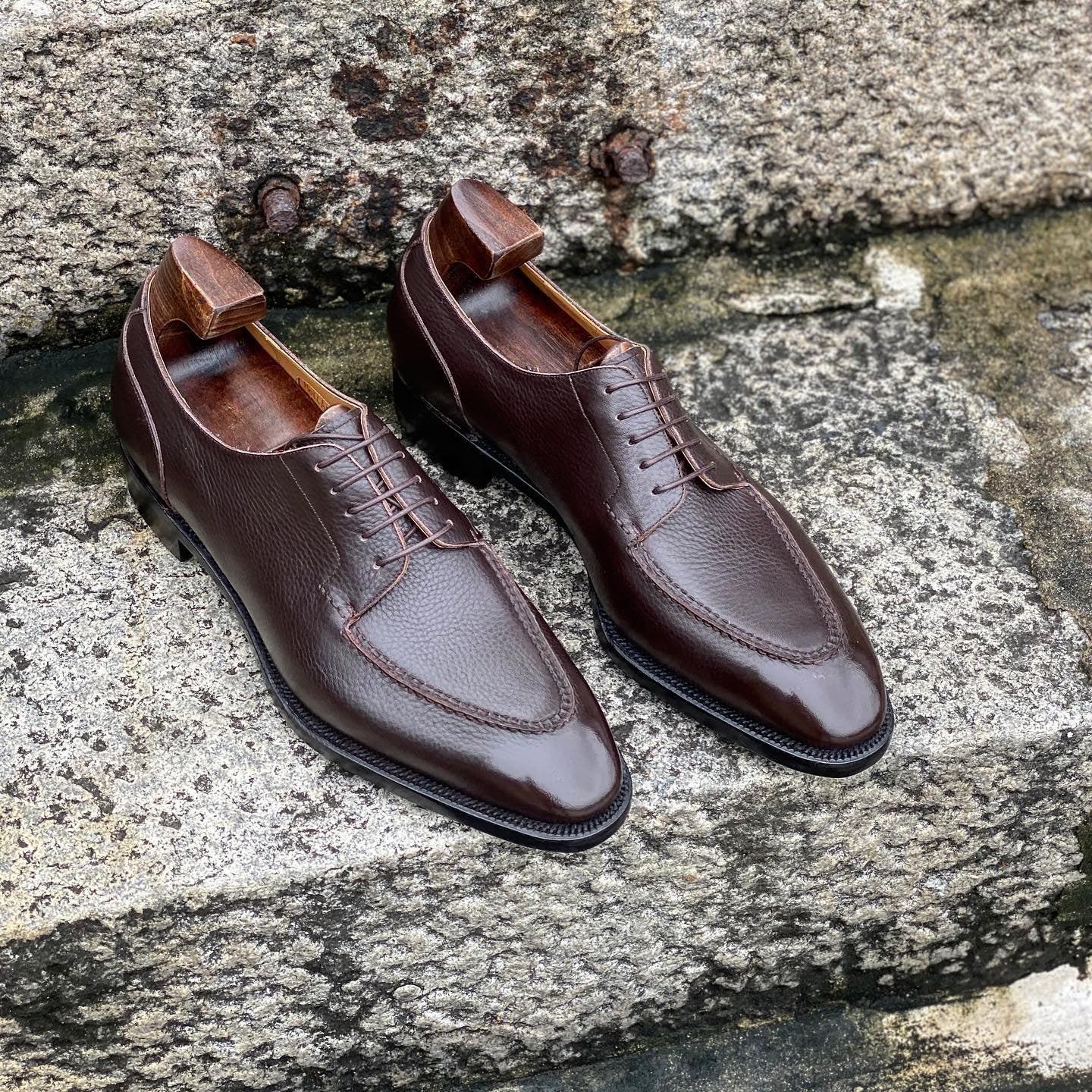 Brown Milled Grain Leather Bilzen Derby Shoes