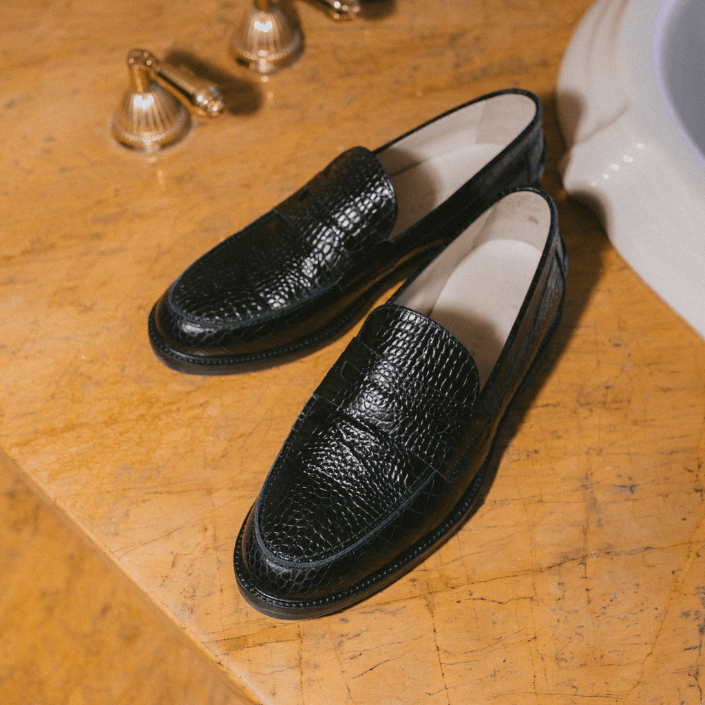Black Leather Magia Horse Bit Loafers