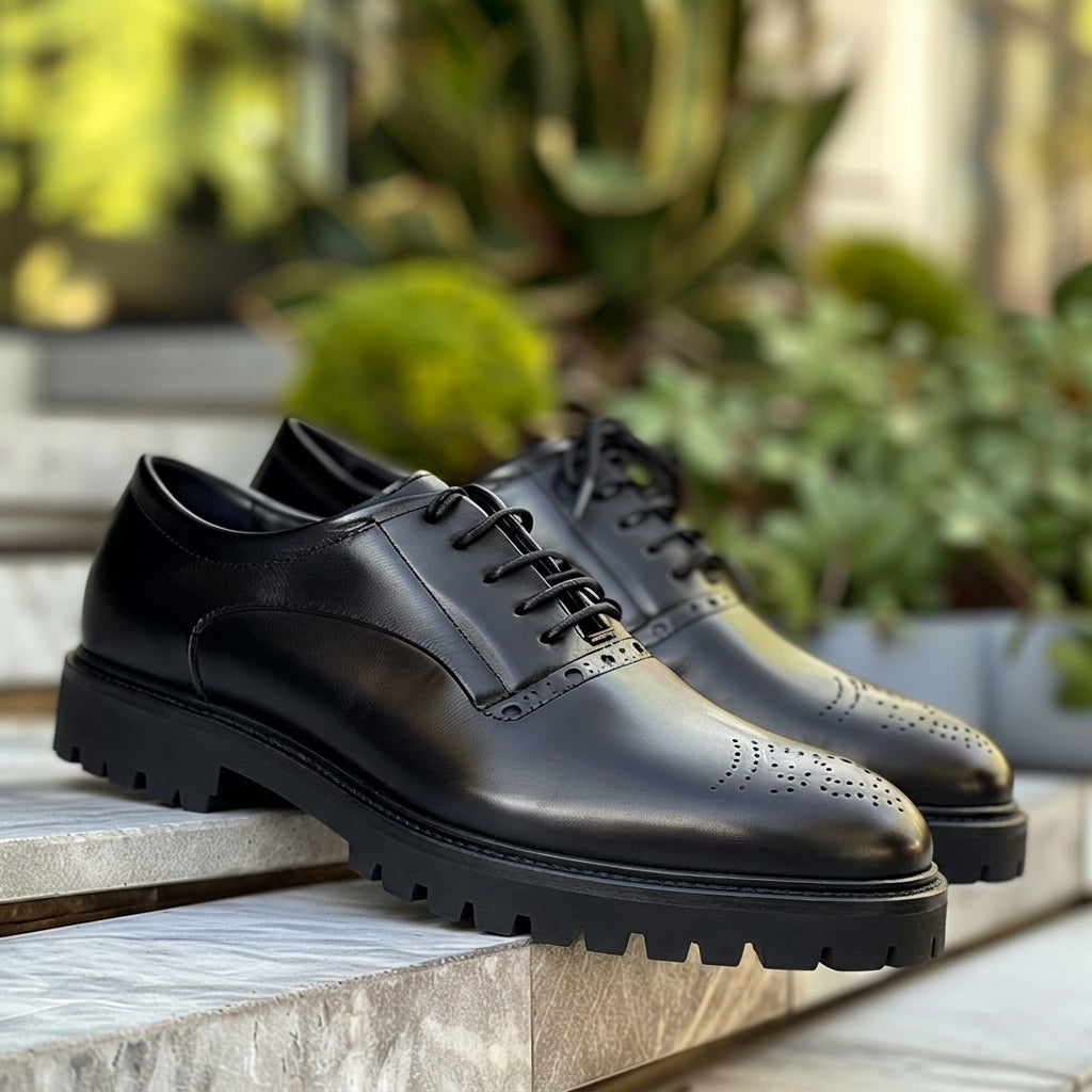 Black Leather Caprasio With Thick Sole Oxford Shoe: The Royale Collection