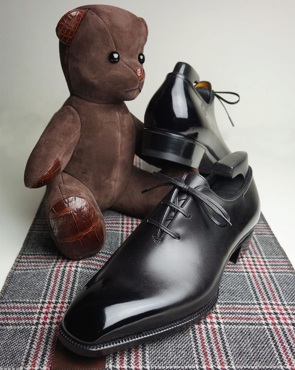 Black Leather Eulalie Whole Cut Oxfords - Formal Shoes - SS23