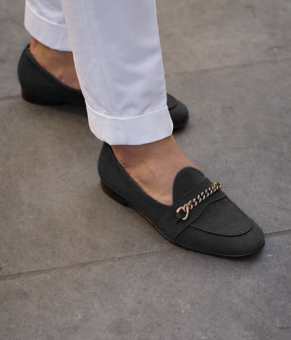 Black Suede Leather Guida Loafers With Chain