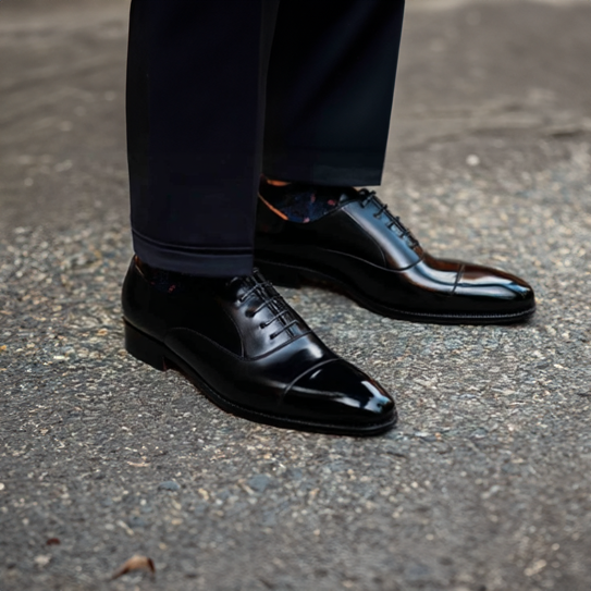 Black Leather Oruro Toe Cap Balmoral Oxford Shoes
