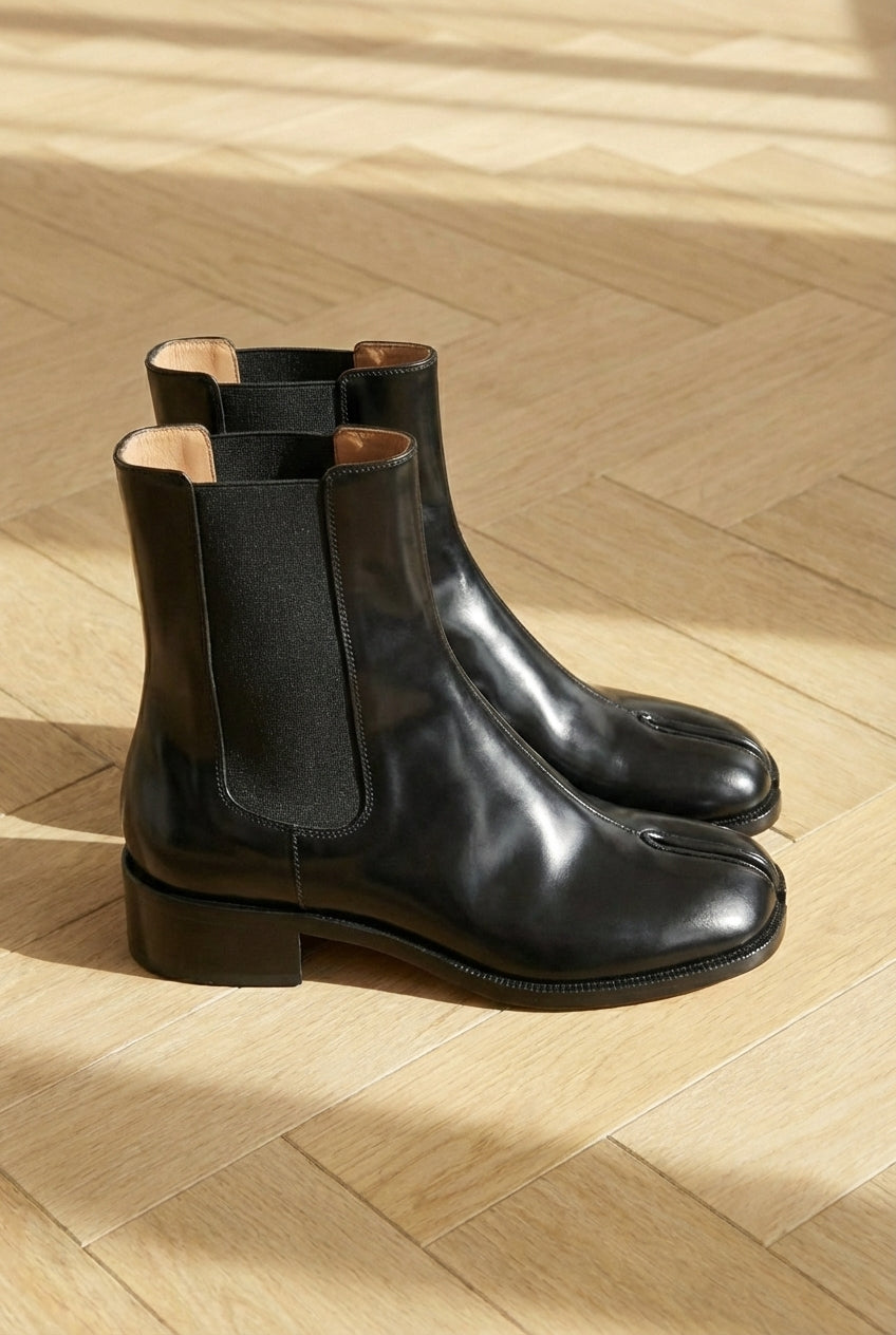 Black Leather Amino With Split Toe Chelsea Boot