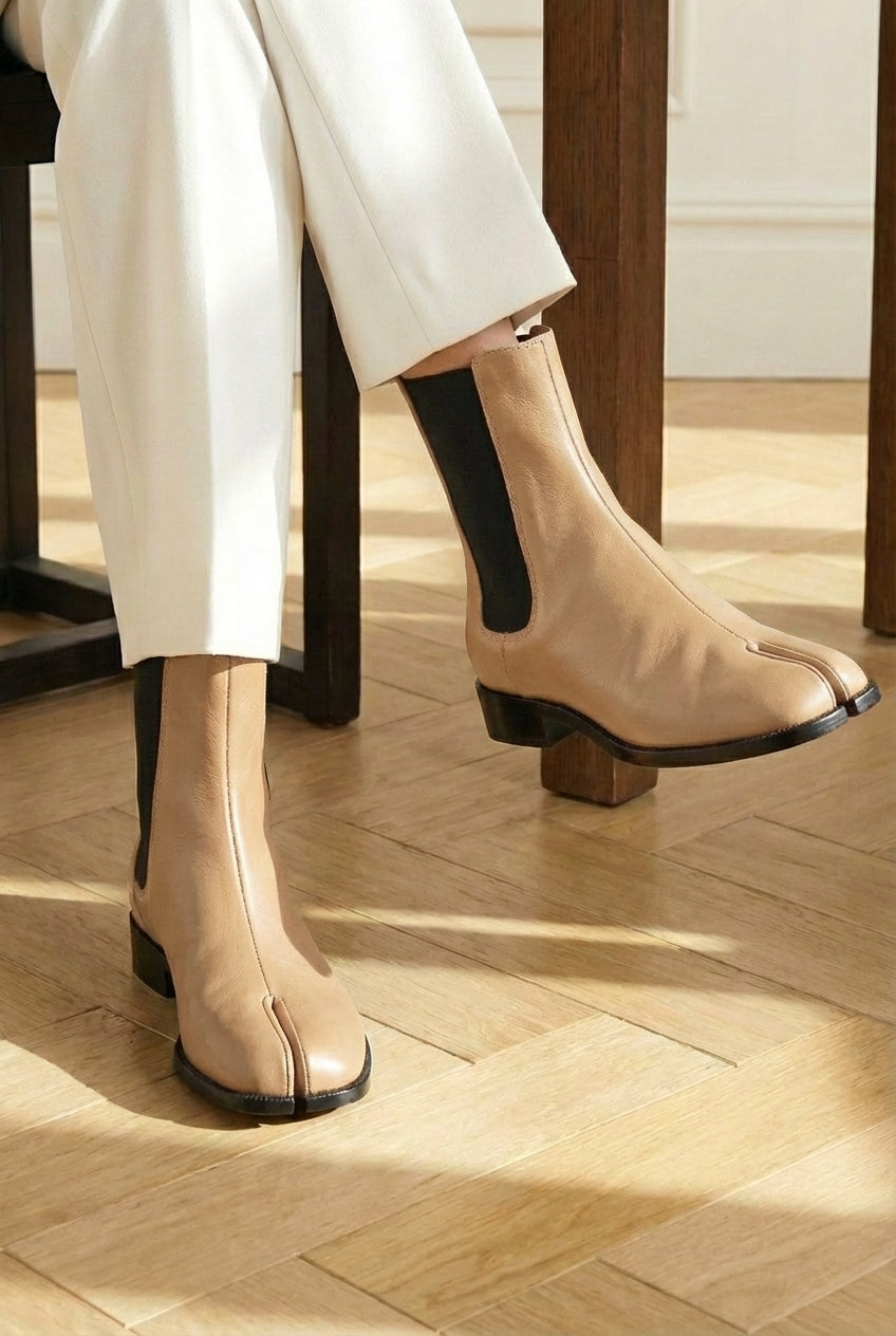 Cream Leather Amino With Split Toe Chelsea Boot