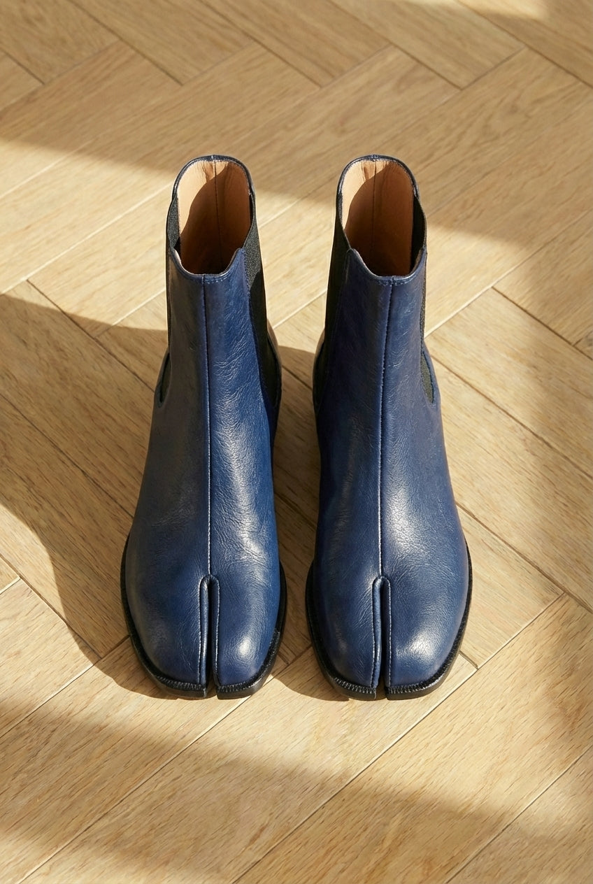 Blue Leather Amino With Split Toe Chelsea Boot