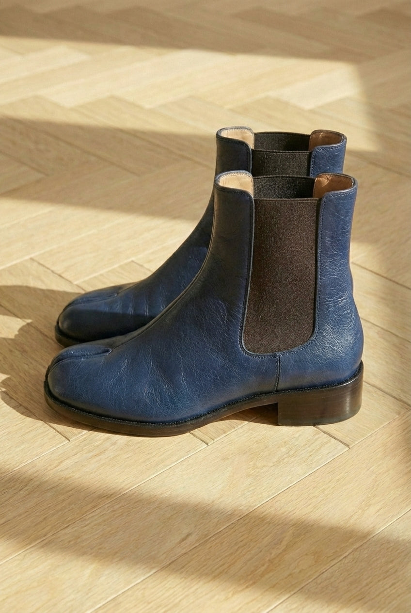 Blue Leather Amino With Split Toe Chelsea Boot