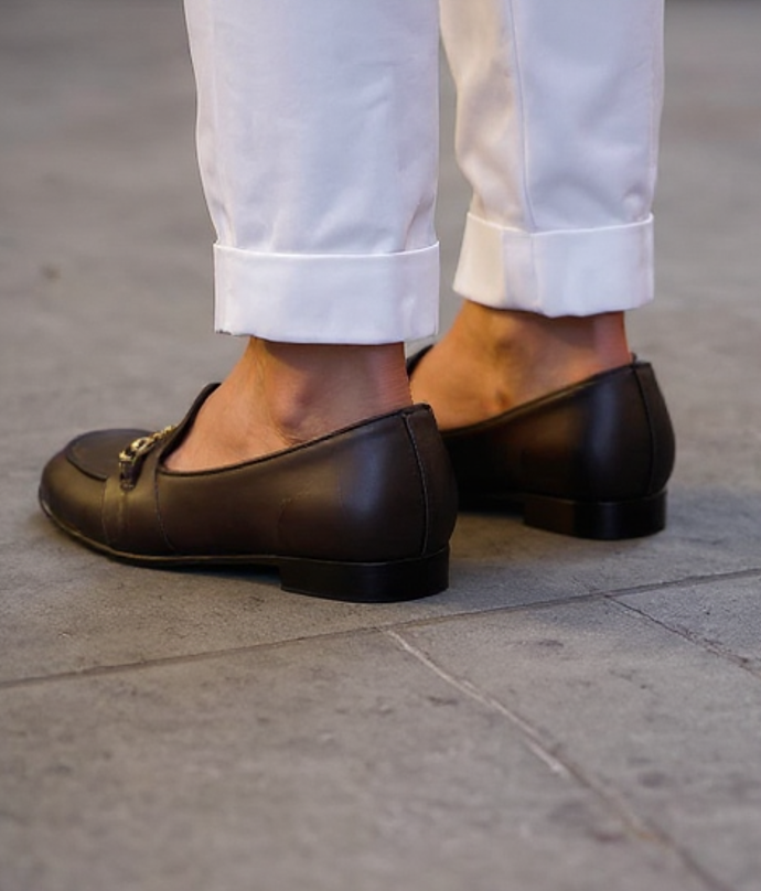 Brown Leather Guida Loafers With Chain