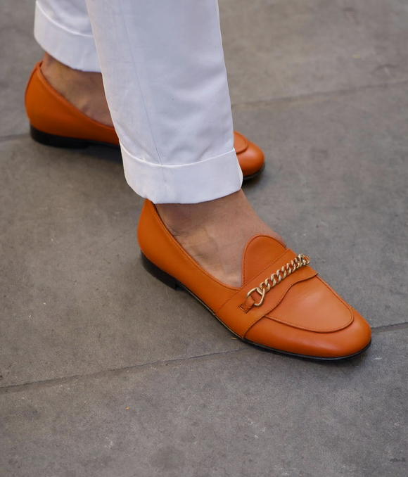Tan Leather Guida Loafers With Chain