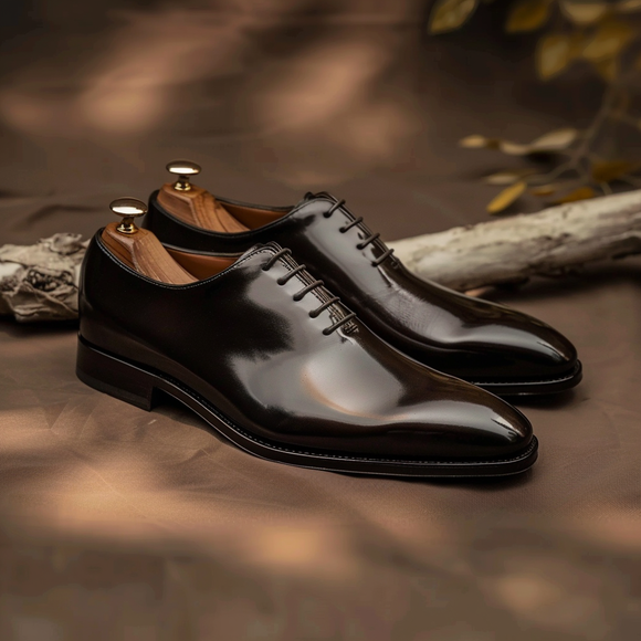 Black Leather Whole Cut Pointed Toe Cap Lace-Up Oxford Shoe - Summer 2024 Collection