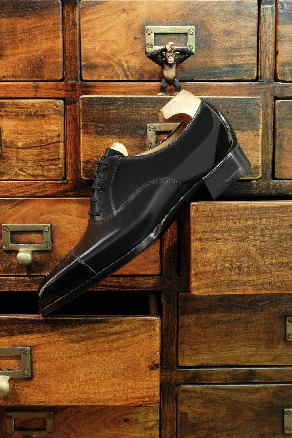 Black Leather Drystan Toe Cap Balmoral Oxfords 
