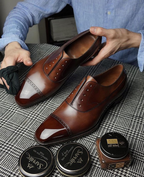 Brown Leather Yacuiba Brogue Toe Cap Oxford Shoes